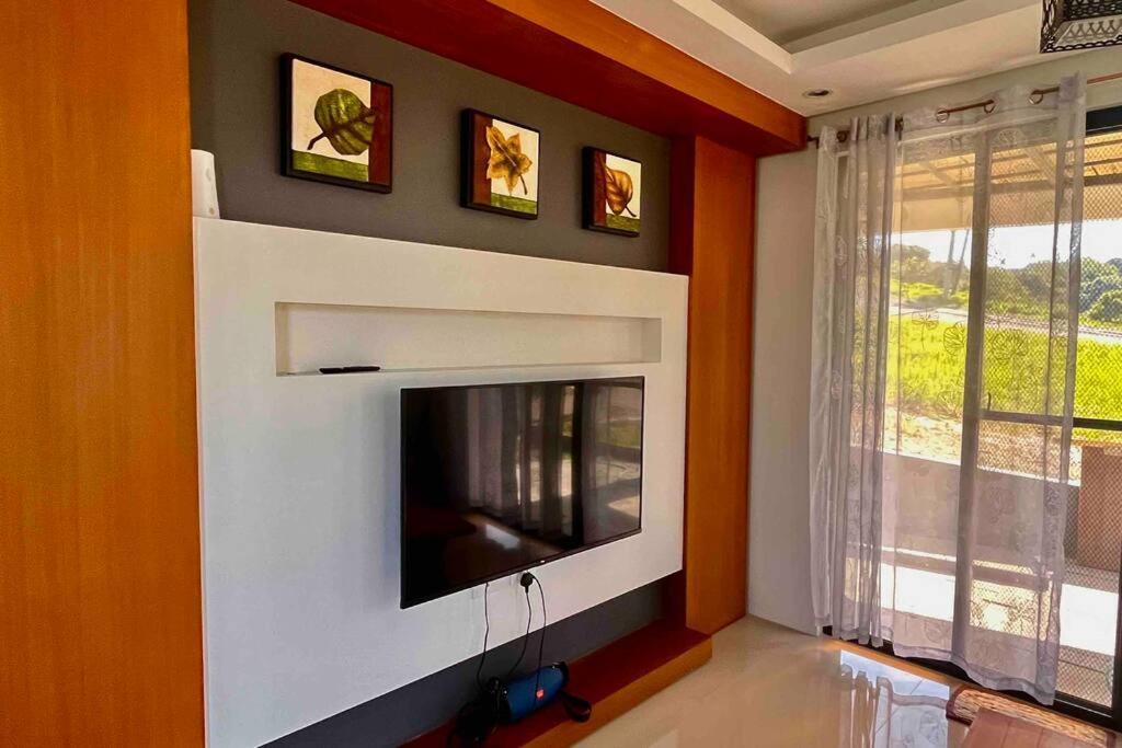 Overlooking Staycation At Sandari Batulao Tagaytay City Exterior foto