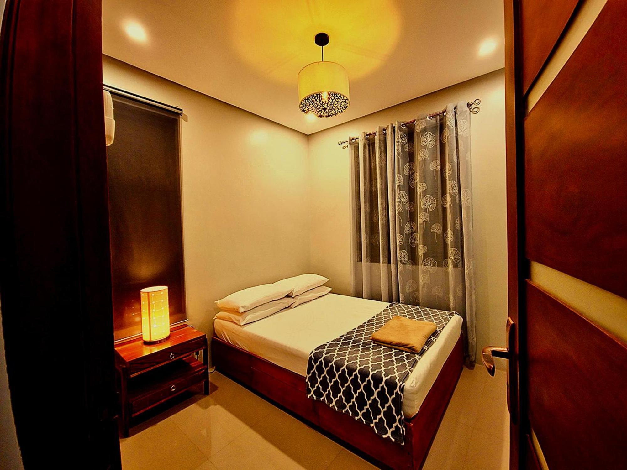 Overlooking Staycation At Sandari Batulao Tagaytay City Exterior foto