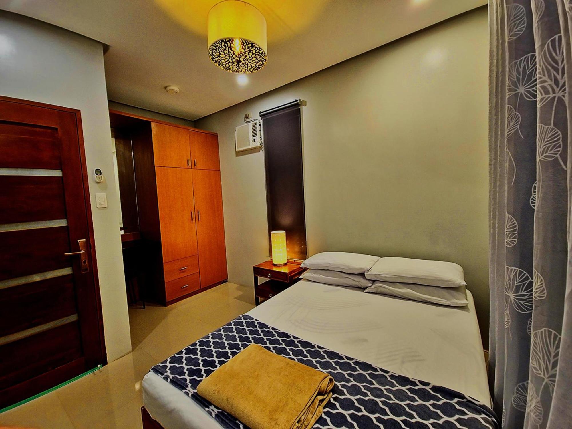 Overlooking Staycation At Sandari Batulao Tagaytay City Exterior foto